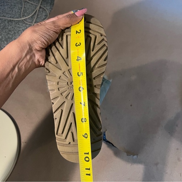 UGG Bailey Button Triplet Green Grey Women’s Size US 6 Boots Shearling Style - Picture 13 of 13